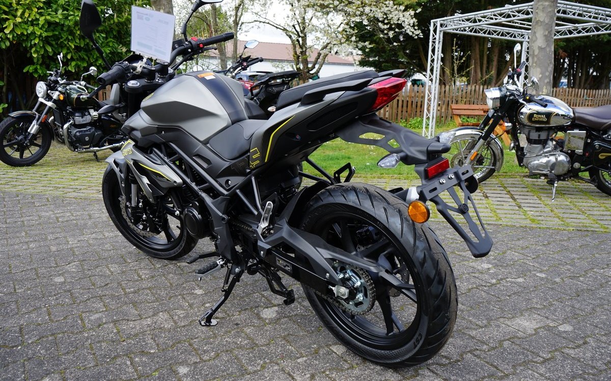 Angebot Benelli BN 125