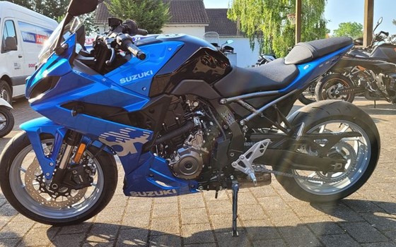 Neufahrzeug Suzuki GSX-8R - Bild 2