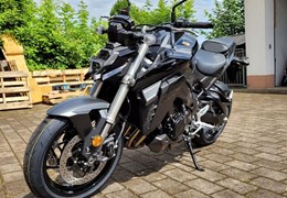 Neumotorrad Suzuki GSX-S950