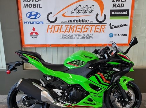 NEUFAHRZEUG Kawasaki Ninja 500 SE