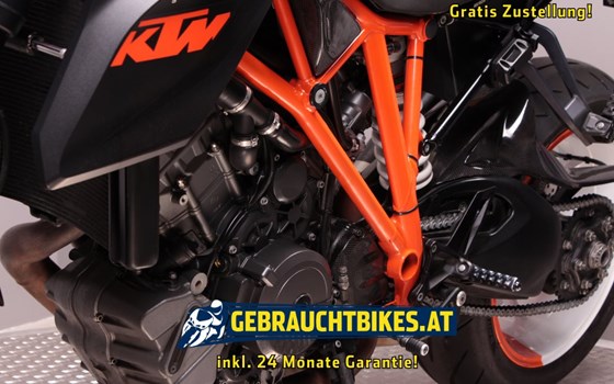 Gebrauchtmotorrad KTM 1290 Super Duke R - Bild 4 Gebrauchtmotorrad KTM 1290 Super Duke R - Bild 4