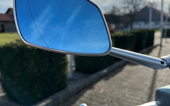 Gebrauchtmotorrad Vespa GTS 300 Super Tech - Bild 12 Gebrauchtmotorrad Vespa GTS 300 Super Tech - Bild 12