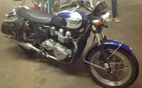 Gebrauchtmotorrad Triumph Bonneville T100 - Bild 6