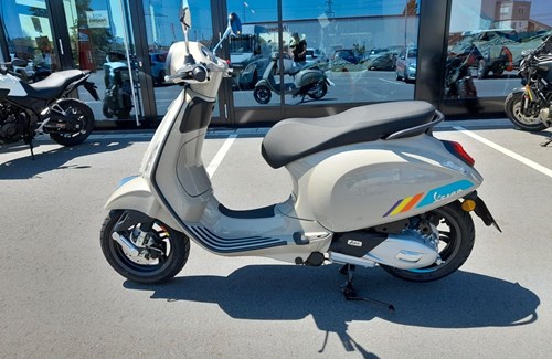 Neumotorrad Vespa Primavera 125 S