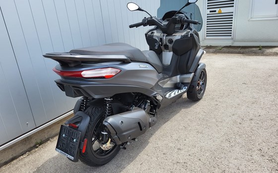 Neufahrzeug Piaggio MP3 530 HPE Exclusive - Bild 3 Neufahrzeug Piaggio MP3 530 HPE Exclusive - Bild 3