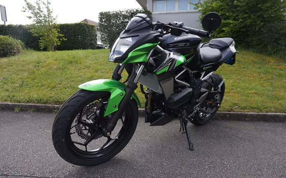 Motorrad Occasion Kawasaki Z125 - Bild 2