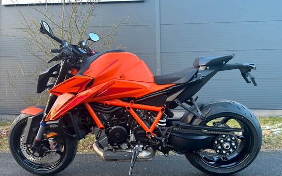 Neufahrzeug KTM 1390 Super Duke R EVO - Bild 1