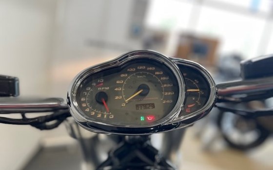 Gebrauchtmotorrad Harley-Davidson Street Rod - Bild 6 Gebrauchtmotorrad Harley-Davidson Street Rod - Bild 6