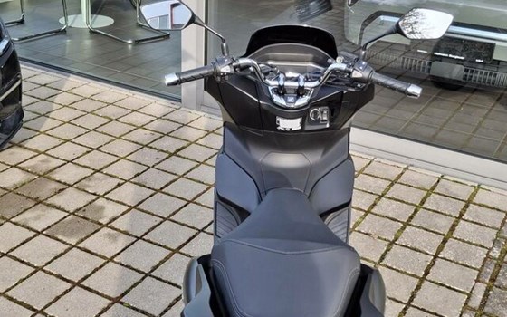 Gebrauchtmotorrad Honda PCX125 - Bild 7