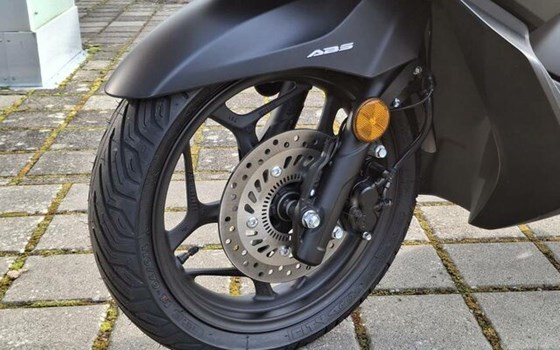 Gebrauchtmotorrad Honda PCX125 - Bild 8