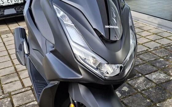 Gebrauchtmotorrad Honda PCX125 - Bild 9