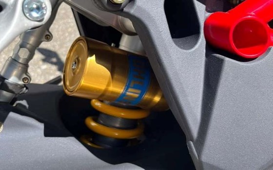 Gebrauchtmotorrad MV Agusta Brutale 910 S - Bild 11 Gebrauchtmotorrad MV Agusta Brutale 910 S - Bild 11