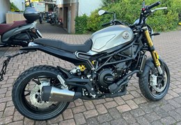 Neumotorrad Benelli Leoncino 800