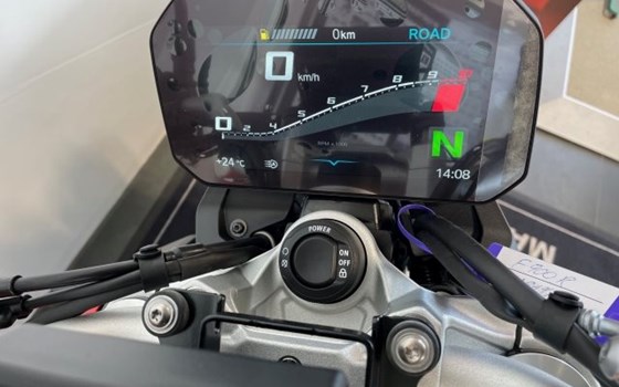 Gebrauchtmotorrad BMW F 900 R - Bild 6 Gebrauchtmotorrad BMW F 900 R - Bild 6