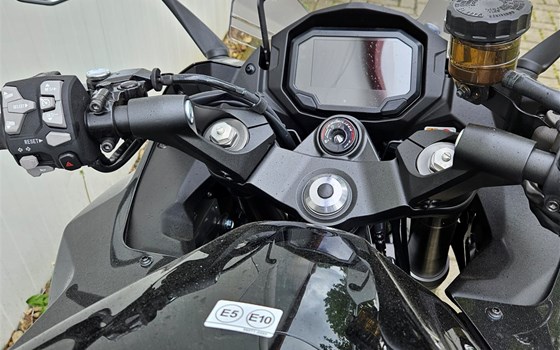 Gebrauchtmotorrad Kawasaki Ninja 1000SX - Bild 9