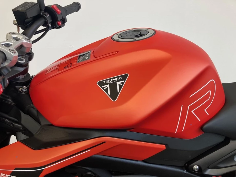 Angebot Triumph Street Triple 765 R Bild 10: Angebot Triumph Street Triple 765 R