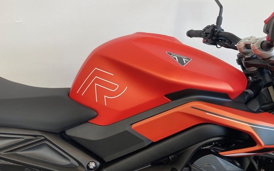 Neufahrzeug Triumph Street Triple 765 R - Bild 5 Neufahrzeug Triumph Street Triple 765 R - Bild 5