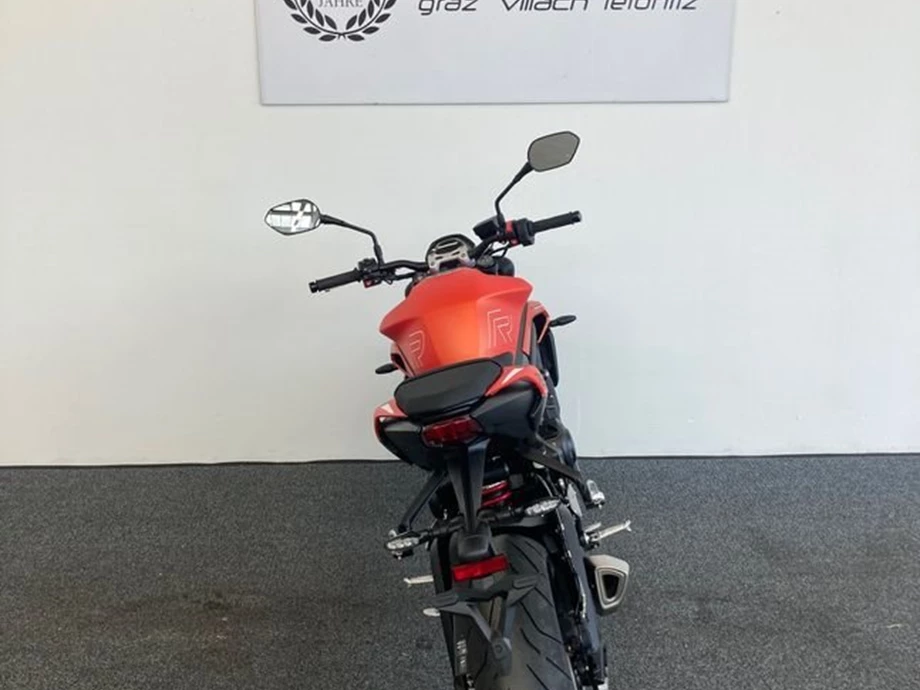 Angebot Triumph Street Triple 765 R Bild 6: Angebot Triumph Street Triple 765 R