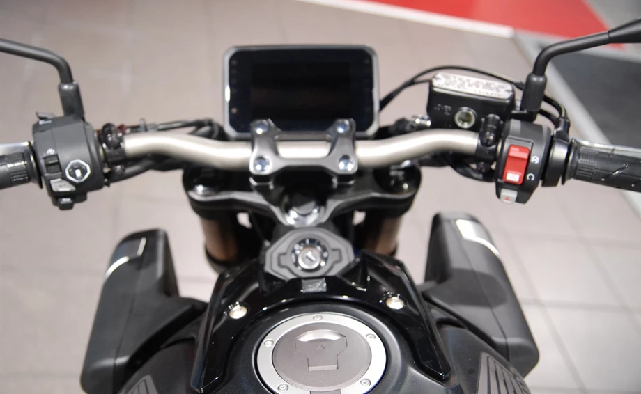 Angebot Honda CB650R Bild 12: Angebot Honda CB650R