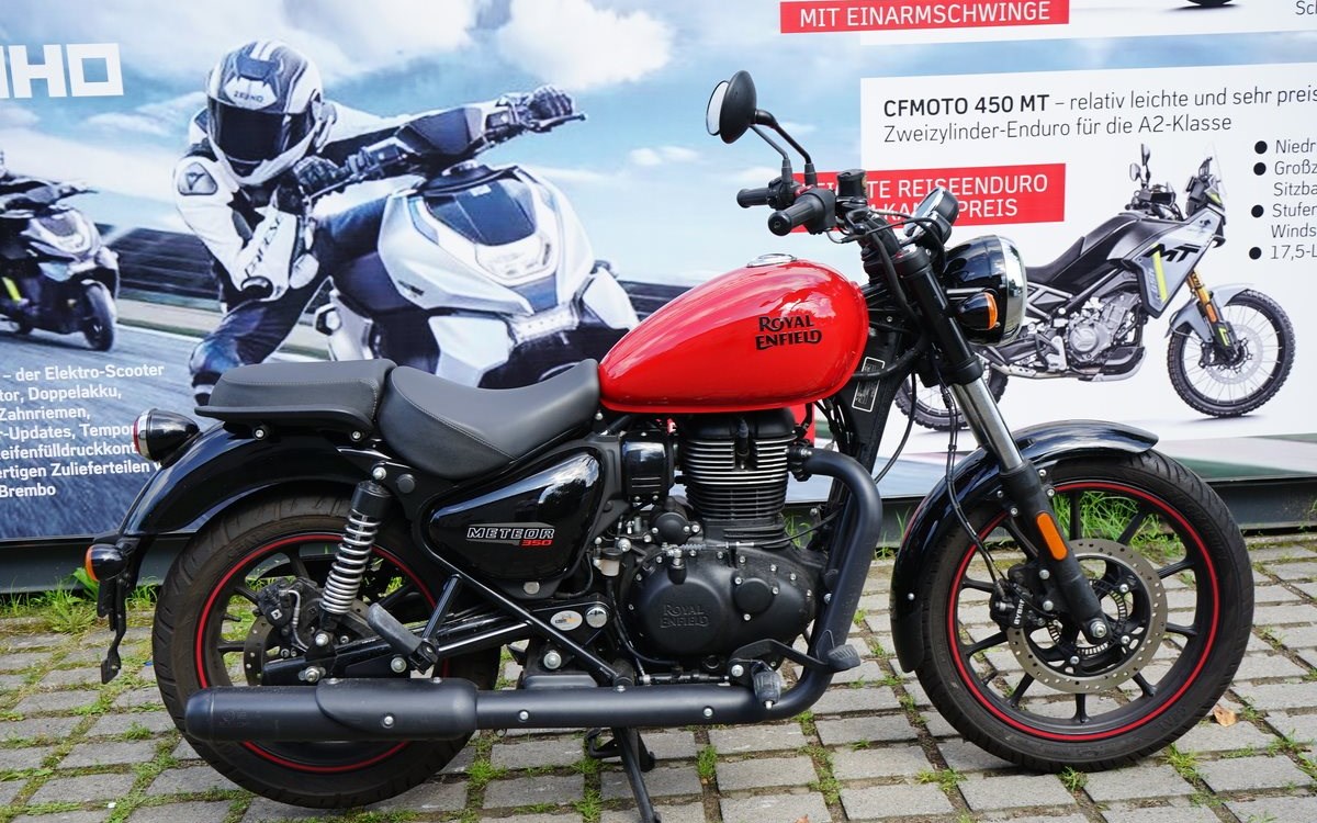 Zum Vergrößern bitte anklicken! Angebot Royal Enfield Meteor 350 Supernova