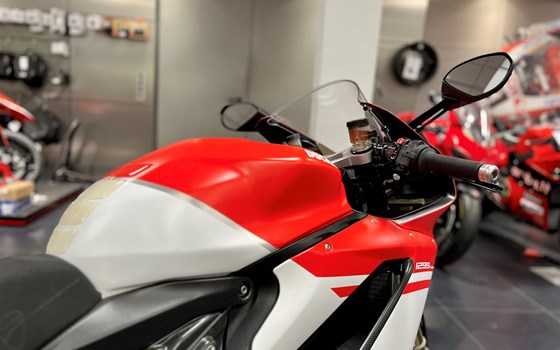 Gebrauchtmotorrad Ducati 1299 Superleggera - Bild 12