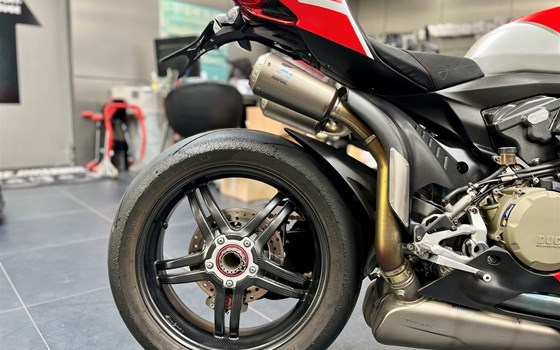 Gebrauchtmotorrad Ducati 1299 Superleggera - Bild 15