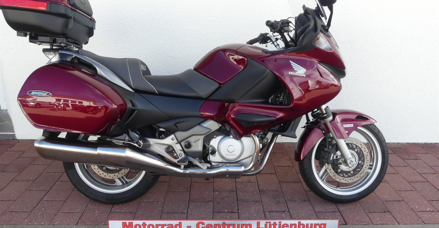 Offer Honda NT700V Deauville