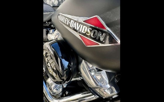 Gebrauchtmotorrad Harley-Davidson Softail Slim FLSL - Bild 2 Gebrauchtmotorrad Harley-Davidson Softail Slim FLSL - Bild 2