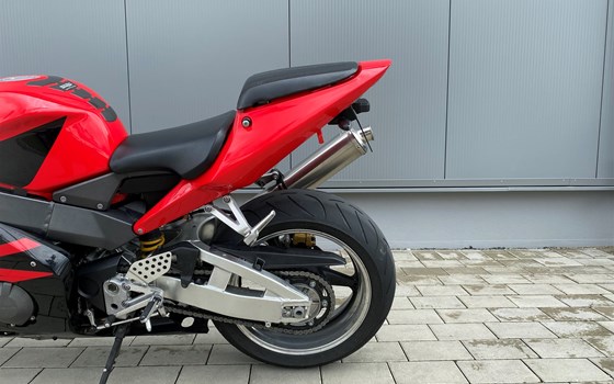 Gebrauchtmotorrad Honda CBR 900 RR Fireblade - Bild 14
