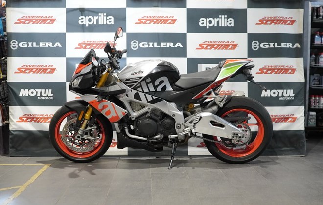 Aprilia Tuono V4 1100 Factory