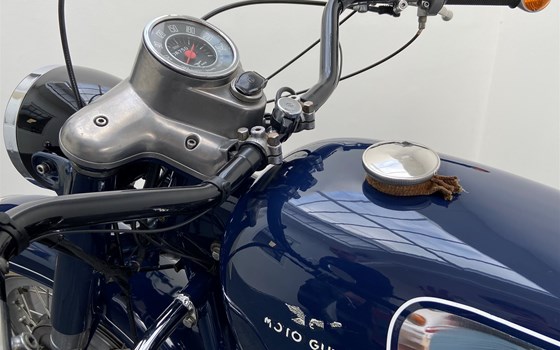 Gebrauchtmotorrad Moto Guzzi V7 700 - Bild 9