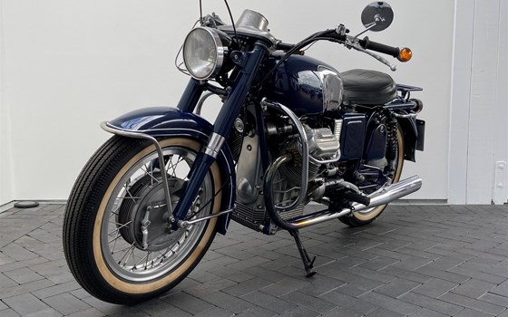 Gebrauchtmotorrad Moto Guzzi V7 700 - Bild 4