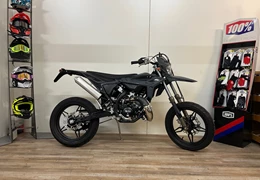 Neumotorrad Beta RR Motard 2T 50 X special edition Neumotorrad Beta RR Motard 2T 50 X special edition