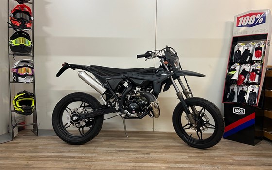 Neufahrzeug Beta RR Motard 2T 50 X special edition - Bild 1 Neufahrzeug Beta RR Motard 2T 50 X special edition - Bild 1