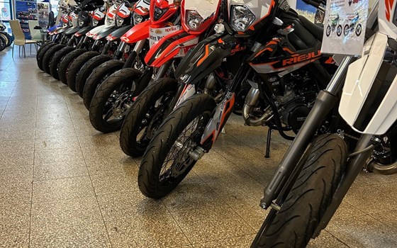 Neufahrzeug Beta RR Motard 2T 50 X special edition - Bild 7 Neufahrzeug Beta RR Motard 2T 50 X special edition - Bild 7