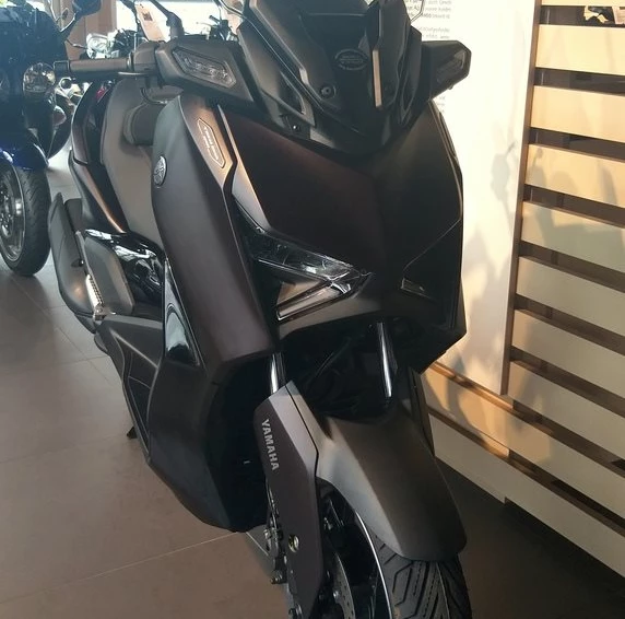 Angebot Yamaha XMAX 125 Tech MAX Bild 2: Angebot Yamaha XMAX 125 Tech MAX
