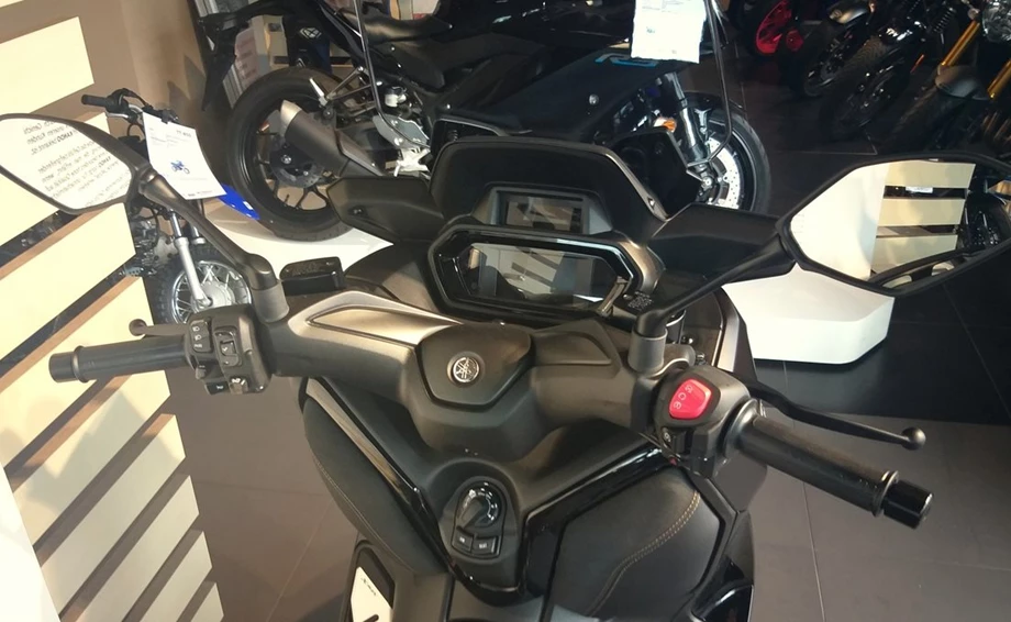 Angebot Yamaha XMAX 125 Tech MAX Bild 5: Angebot Yamaha XMAX 125 Tech MAX