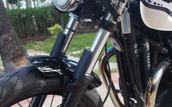 Gebrauchtmotorrad Triumph Thruxton - Bild 4