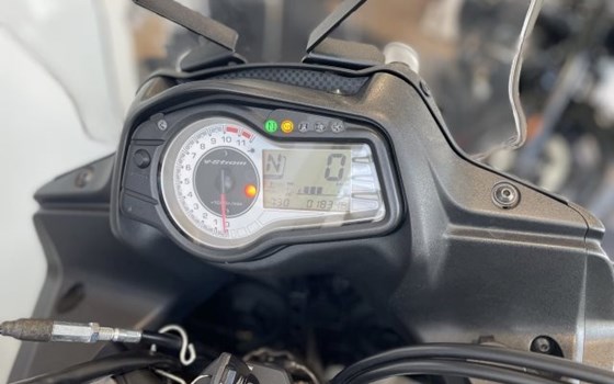Gebrauchtmotorrad Suzuki V-Strom 650 - Bild 6 Gebrauchtmotorrad Suzuki V-Strom 650 - Bild 6