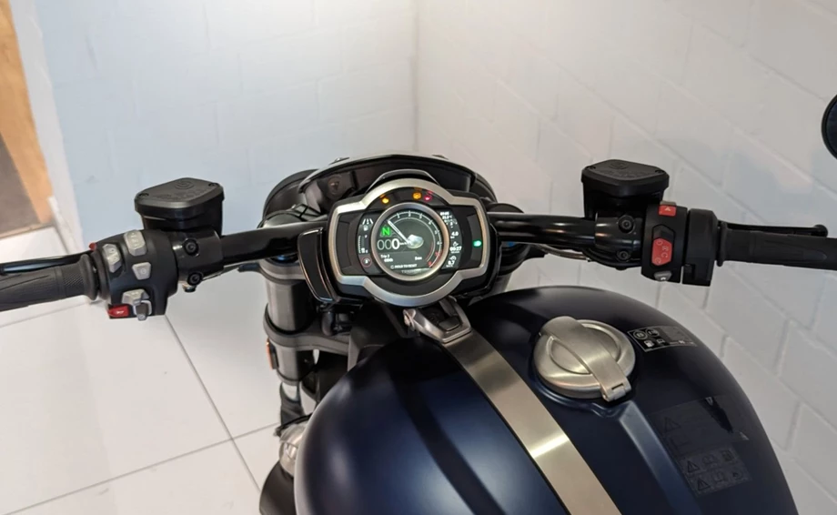 Angebot Triumph Rocket 3 Storm R Bild 8: Angebot Triumph Rocket 3 Storm R