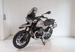 Neumotorrad Moto Guzzi V85 Strada
