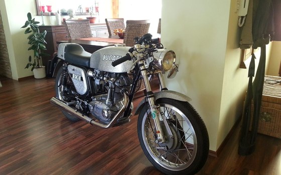 Gebrauchtmotorrad Ducati 350 Desmo - Bild 2 Gebrauchtmotorrad Ducati 350 Desmo - Bild 2