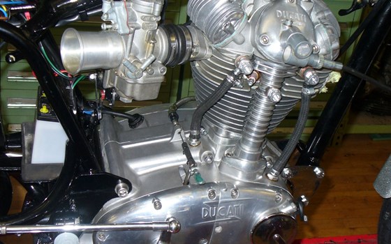 Gebrauchtmotorrad Ducati 350 Desmo - Bild 3 Gebrauchtmotorrad Ducati 350 Desmo - Bild 3