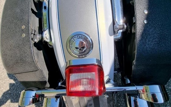 Gebrauchtmotorrad Harley-Davidson Road King Classic FLHRC - Bild 4 Gebrauchtmotorrad Harley-Davidson Road King Classic FLHRC - Bild 4