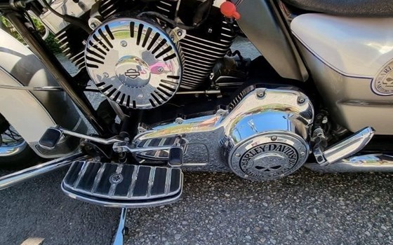 Gebrauchtmotorrad Harley-Davidson Road King Classic FLHRC - Bild 7