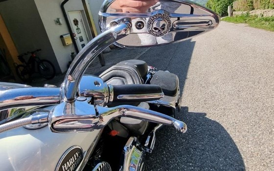 Gebrauchtmotorrad Harley-Davidson Road King Classic FLHRC - Bild 8