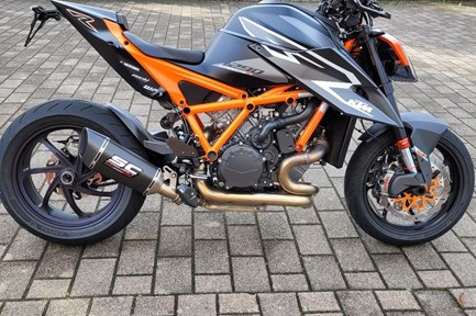 KTM 1290 Super Duke RR