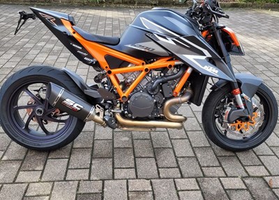 GEBRAUCHTFAHRZEUG KTM 1290 Super Duke RR