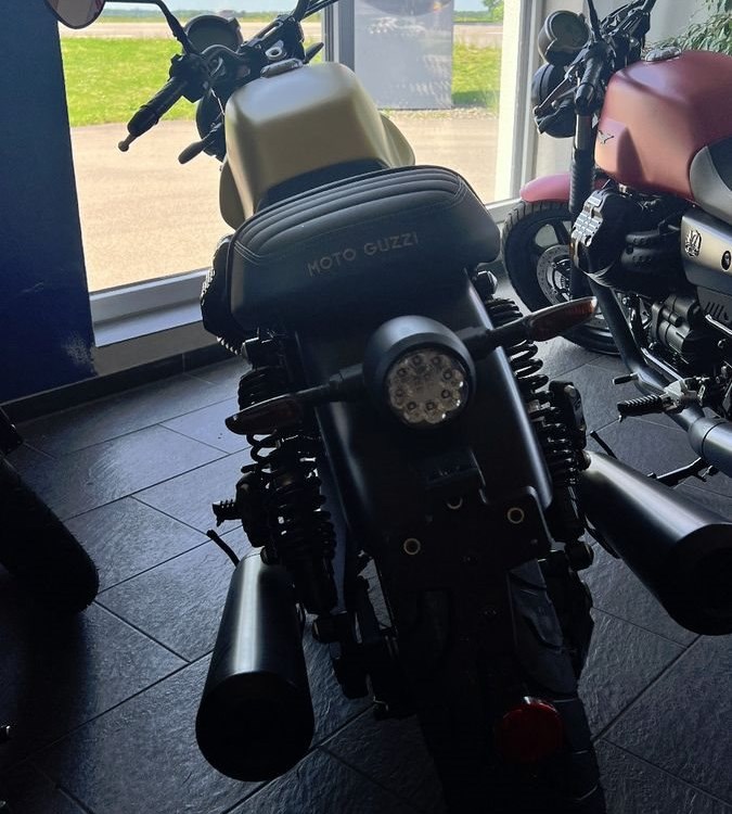 Angebot Moto Guzzi V7 Stone