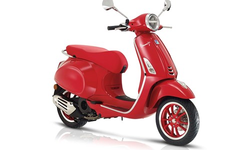 Vespa Primavera 125 RED